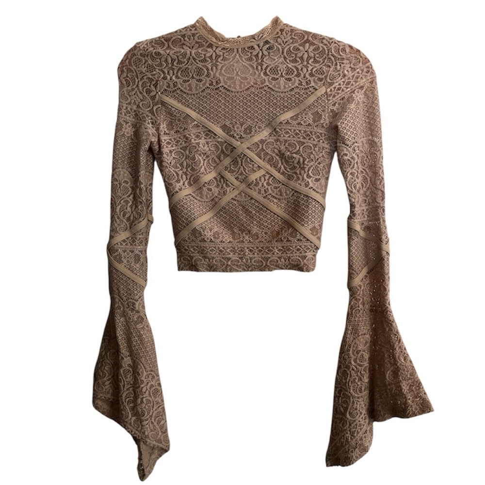 Windsor Boho Fitted Nude Lace Bell Sleeve Blouse Size Small